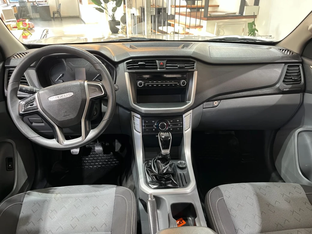 Maxus T60 — foto 13 de 33