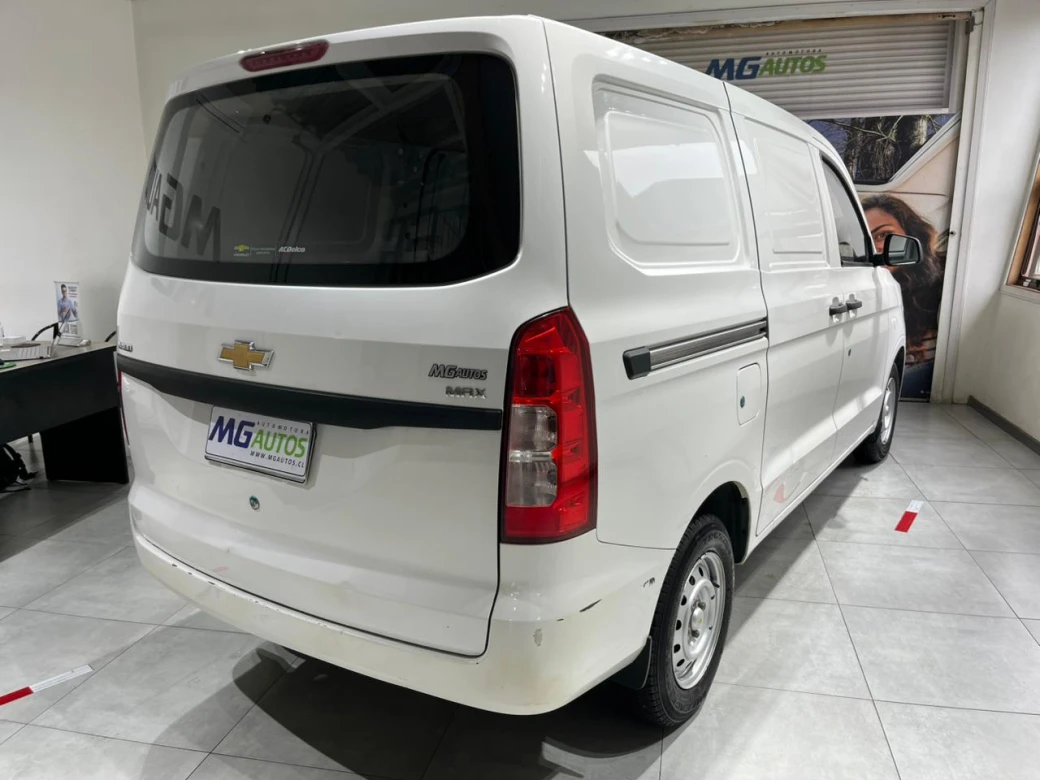 Chevrolet N400 Max1.5 Ac — foto 16 de 25